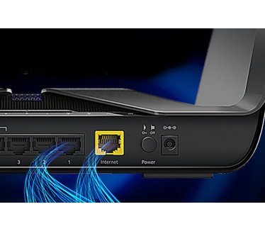 Netgear Nighthawk AX8