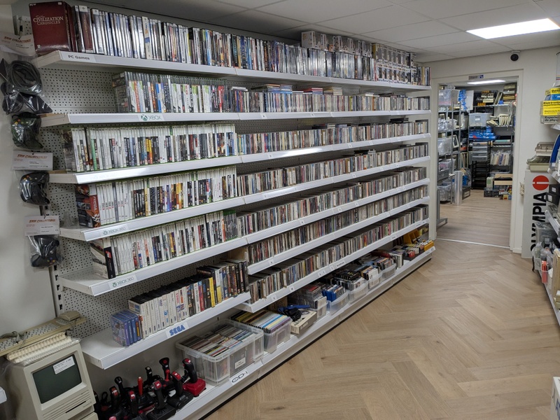 Afbeeldingslocatie: https://tweakers.net/i/qi5h83RzVLzVJm-ggHWV2RdCCNE=/800x/filters:strip_icc():strip_exif()/f/image/BQaW0Xj3WqQgIcWDB6AoSy5Y.jpg?f=fotoalbum_large