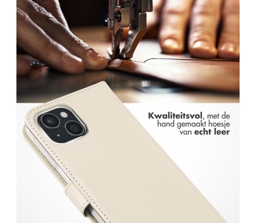 Selencia Echt Lederen Bookcase iPhone 15 - Greige