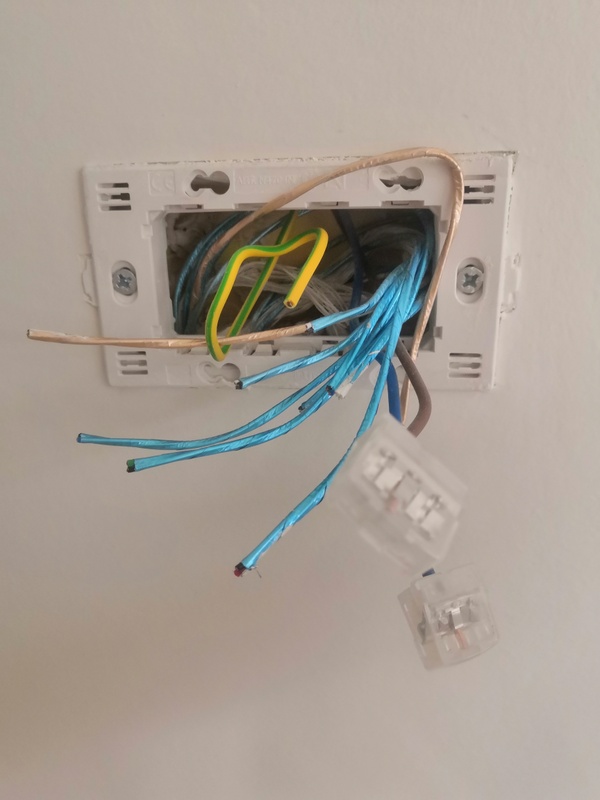 Afbeeldingslocatie: https://tweakers.net/i/qnf6qJcCozKjhi0gSU9f0cJW__o=/x800/filters:strip_icc():strip_exif()/f/image/RD06rTrtvyndrLLKYQ1NnyiH.jpg?f=fotoalbum_large