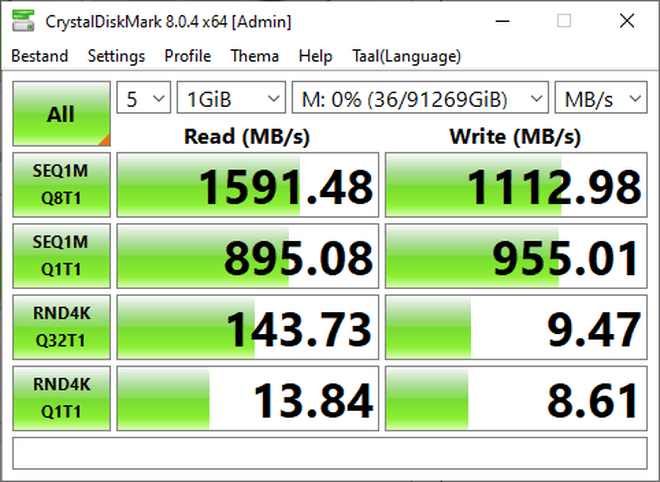 crystaldiskmark-raid5-sli-megaraid9260-8i-diskcache-on