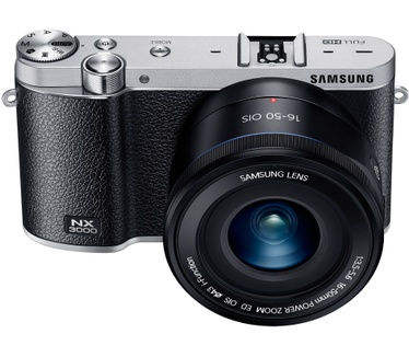 Samsung NX3000 + 16-50mm F3.5-5.6 Power Zoom + 50-200mm F4-5.6 ED OIS III + Flitser Zwart