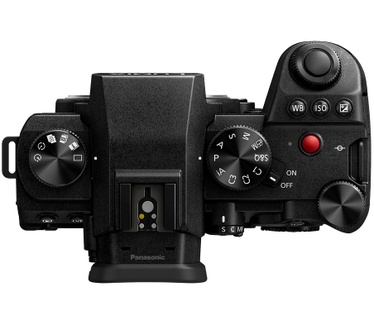 Panasonic Lumix S DC-S5M2 + Lumix S 20-60mm F/3.5-5.6 Zwart