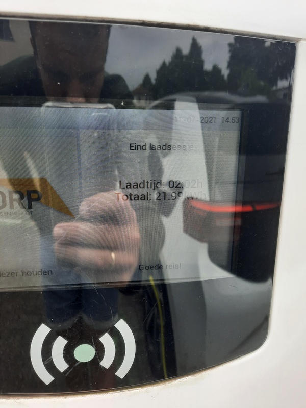 Afbeeldingslocatie: https://tweakers.net/i/qtVIn3NwSgVSGoKw2c5l98rTHpA=/x800/filters:strip_icc():strip_exif()/f/image/1F0nLUOIm5SbNQkNDovK9P2L.jpg?f=fotoalbum_large