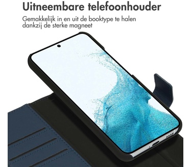 Accezz Premium Leather 2 in 1 Wallet Bookcase Samsung Galaxy S22 - Donkerblauw