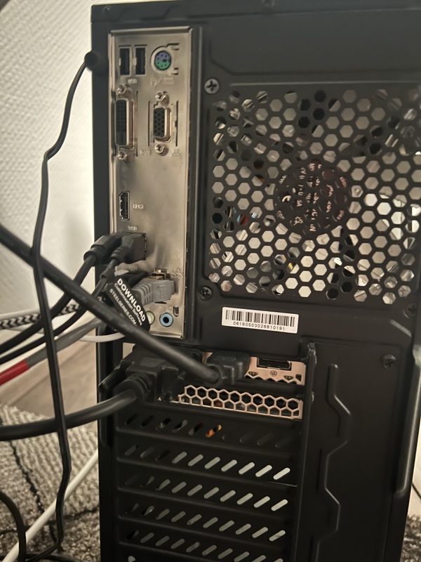 Afbeeldingslocatie: https://tweakers.net/i/r2_UWz9E73jVSKxbbBdtyD6--VQ=/x800/filters:strip_icc():strip_exif()/f/image/bVbKxH1ikjBf8dJISURvzZSU.jpg?f=fotoalbum_large