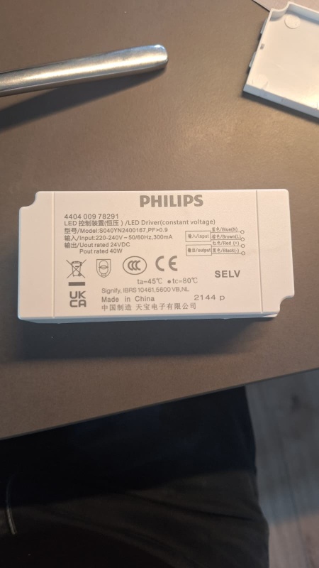 Afbeeldingslocatie: https://tweakers.net/i/r3HrV9ecPOkjaf8hdT3jbJAa24g=/x800/filters:strip_icc():strip_exif()/f/image/87RuyazXEwTNAxJrof7oP7KR.jpg?f=fotoalbum_large