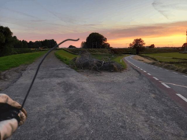 Afbeeldingslocatie: https://tweakers.net/i/r3qE6jv1RMr_ALqHuj8WnvqZ6ow=/full-fit-in/4000x4000/filters:no_upscale():fill(white):strip_exif()/f/image/blKXgdehzJmr4WEfWawfa04N.png?f=user_large