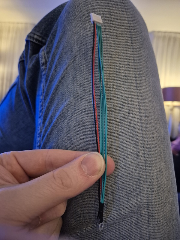 Afbeeldingslocatie: https://tweakers.net/i/r5ftGdgq-8W2CfL3TO7EjX3xm-w=/x800/filters:strip_icc():strip_exif()/f/image/79QoUraT9t08jpYo0e1U5oNh.jpg?f=fotoalbum_large