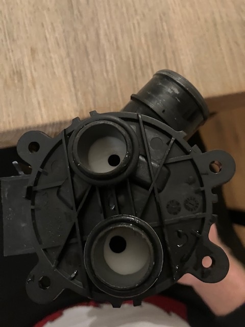 Afbeeldingslocatie: https://tweakers.net/i/r5jqQ14raQix-yE009wfau4q4ic=/fit-in/4920x3264/filters:max_bytes(3145728):no_upscale():strip_icc():strip_exif()/f/image/2Qol0lOCAstwZlYj9BFvw1zy.jpg?f=user_large