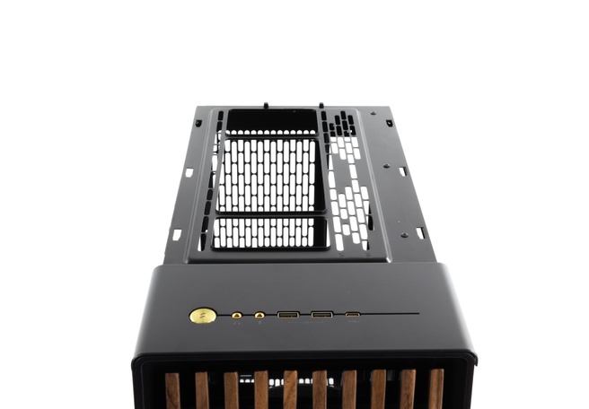 Fractal Design North - radiator bovenin