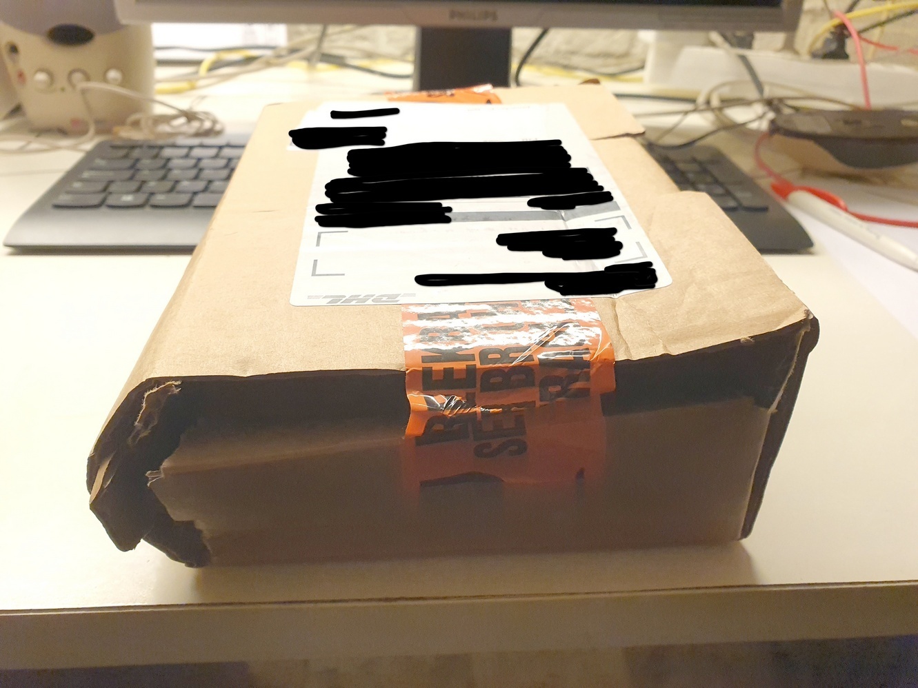 Afbeeldingslocatie: https://tweakers.net/i/r6eTsDNkwF3IQleIFq8E-46zSzE=/fit-in/4920x3264/filters:max_bytes(3145728):no_upscale():strip_icc():strip_exif()/f/image/YbMJDhGdM6OX58NCALxx3rny.jpg?f=user_large