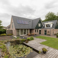 Afbeeldingslocatie: https://tweakers.net/i/r6uAWkWOB4EaIA1bqwmeXN4otqg=/232x232/filters:strip_icc():strip_exif()/f/image/wSR5RXHfeENngIgJgBr9wbco.jpg?f=fotoalbum_tile