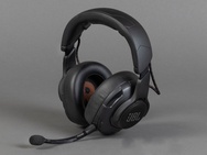 Drie gaming headsets met head tracking