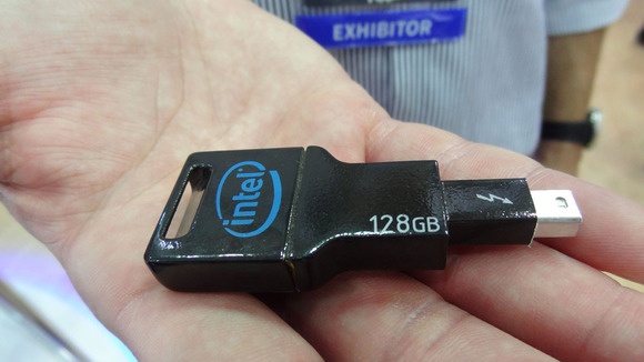 Intel Thunderbolt-stick