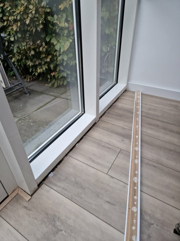 Afbeeldingslocatie: https://tweakers.net/i/rAwx_SPl3Dl5oFDjX_3jgm80jmU=/full-fit-in/4920x3264/filters:max_bytes(3145728):no_upscale():strip_icc():fill(white):strip_exif()/f/image/60QSjvdfPEtncBfhingLgPxv.jpg?f=user_large