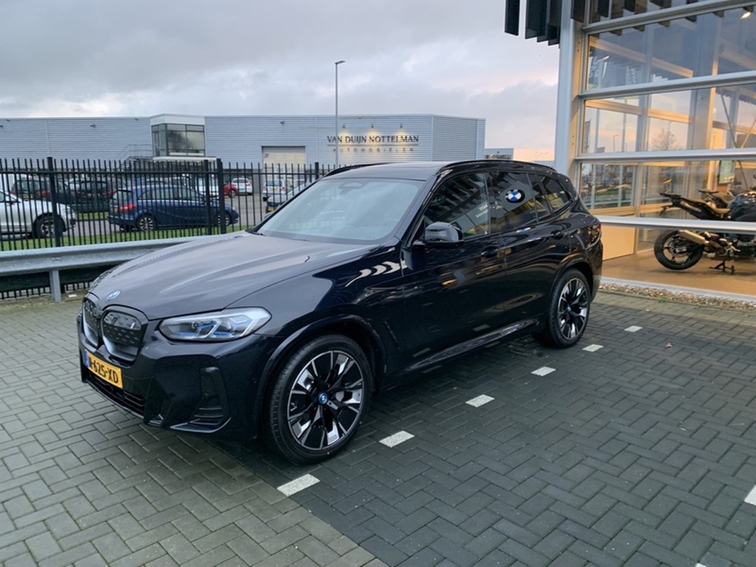 Afbeeldingslocatie: https://tweakers.net/i/rB6Qs_N6n3i7gsMUY99xZpDLkmk=/full-fit-in/4920x3264/filters:max_bytes(3145728):no_upscale():strip_icc():fill(white):strip_exif()/f/image/SME7t78wMF6MUsWoa6svfyjI.jpg?f=user_large