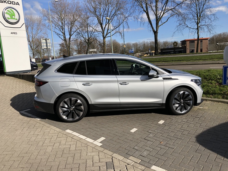 Afbeeldingslocatie: https://tweakers.net/i/rB6aShQ0EdsHd6oI1aOVrZABKlc=/800x/filters:strip_icc():strip_exif()/f/image/g50MfF7pFwGi2IzWQbAvNlZ7.jpg?f=fotoalbum_large