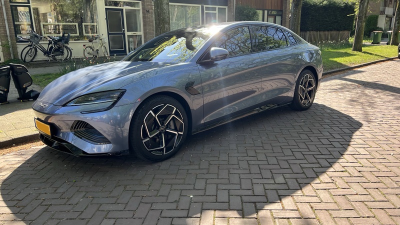 Afbeeldingslocatie: https://tweakers.net/i/rBJY7Yl99ciM1PPQctJpYf7Mr6g=/800x/filters:strip_icc():strip_exif()/f/image/YQktbsu1B6L99LPlLhL26CpU.jpg?f=fotoalbum_large