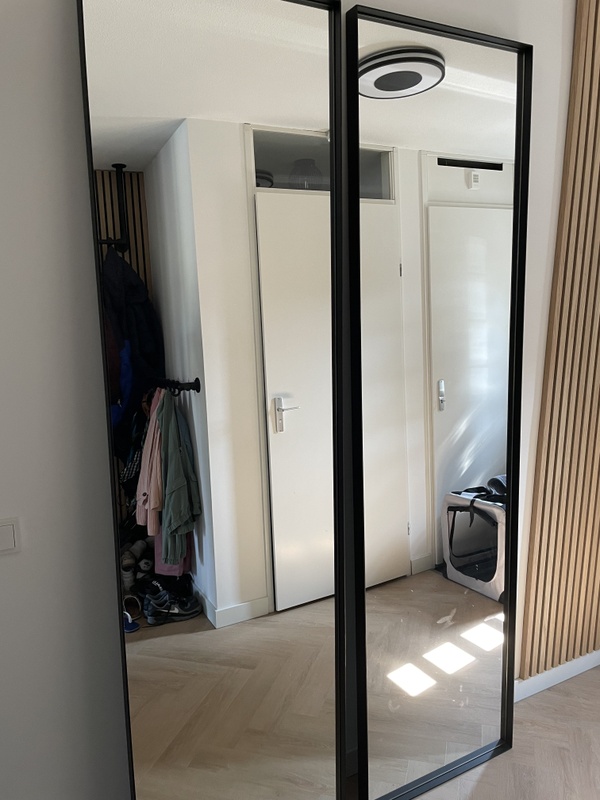 Afbeeldingslocatie: https://tweakers.net/i/rDaEZMCXkou8rNOhtXR-gyDqvUA=/x800/filters:strip_icc():strip_exif()/f/image/BfkJHCgeOPOQBLdsIkCe4kLx.jpg?f=fotoalbum_large
