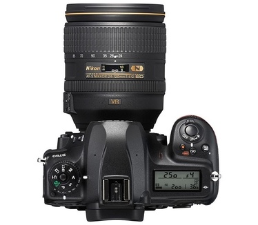 Nikon D780 + AF-S 24-120 MM F/4 VR-KIT Zwart