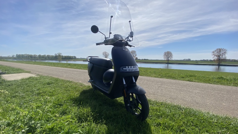 Afbeeldingslocatie: https://tweakers.net/i/rFrVQAvHt1u-H1L4QAp-xswCBPM=/800x/filters:strip_icc():strip_exif()/f/image/2Wl9lskN4FbuHNA1ZDuaPldl.jpg?f=fotoalbum_large
