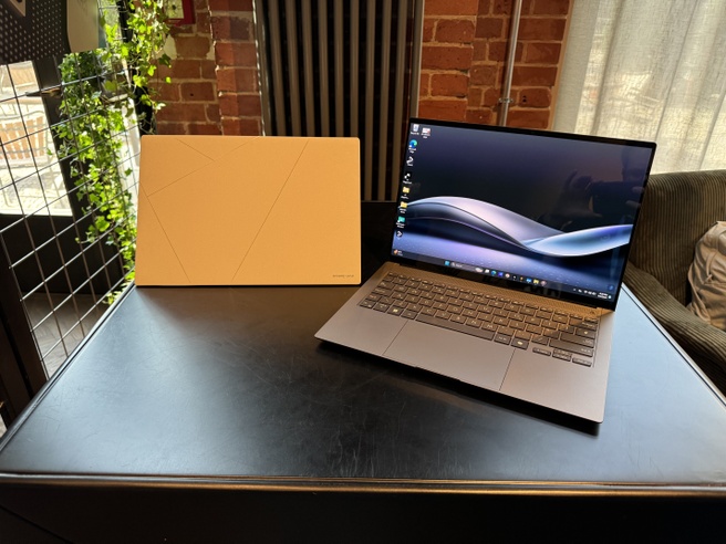 ASUS Zenbook S 14