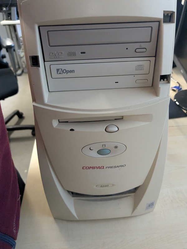 Afbeeldingslocatie: https://tweakers.net/i/rHzolDKgBEIonzg6kM6XlaPuQ8M=/x800/filters:strip_icc():strip_exif()/f/image/8xQslEm857N2W9VKTZT9aDWF.jpg?f=fotoalbum_large