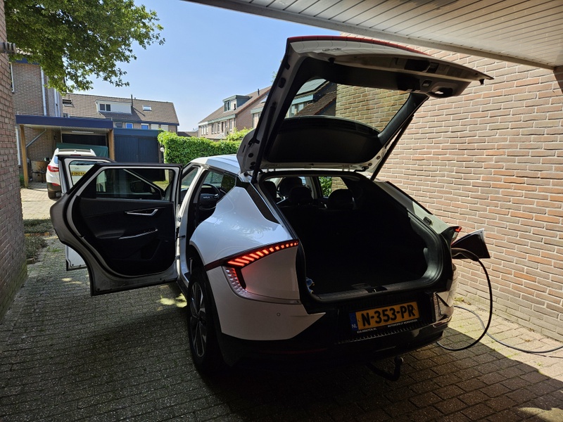 Afbeeldingslocatie: https://tweakers.net/i/rJohuhOVjhfURxSCViaYN99K6MA=/800x/filters:strip_icc():strip_exif()/f/image/6MC2DwDzhqzIsjPQEbt3VN9z.jpg?f=fotoalbum_large