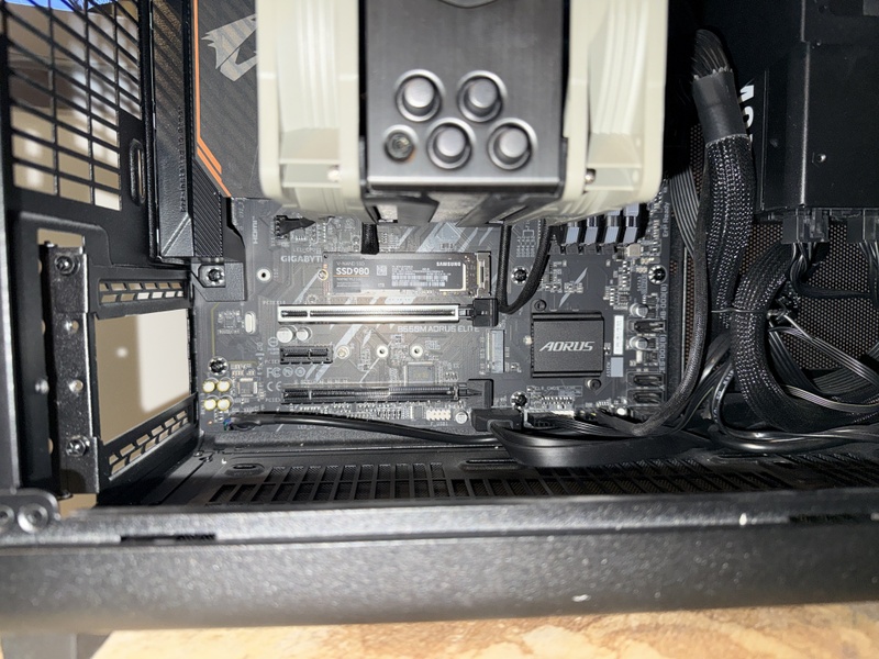 Afbeeldingslocatie: https://tweakers.net/i/rK1bvDJiVCcXfutA-GHqNtmaeq4=/800x/filters:strip_icc():strip_exif()/f/image/0t91seHUJR5doYiDw3a29uQV.jpg?f=fotoalbum_large