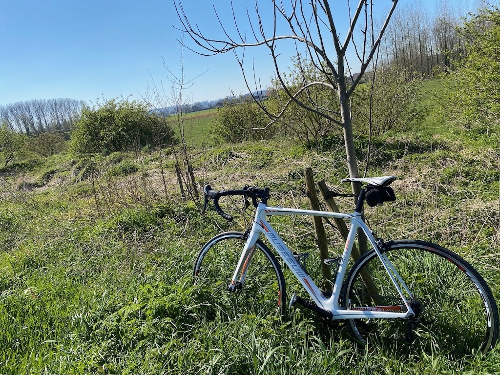 Afbeeldingslocatie: https://tweakers.net/i/rLeB0DAZaANjf_rTVei1jYq7mc0=/f/image/ExucdZW0MxZu7b1RxgB3cKsi.jpg