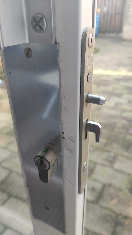 Afbeeldingslocatie: https://tweakers.net/i/rOdMESxUt3KO72GJYtJ3YJ2_wzY=/x800/filters:strip_icc():strip_exif()/f/image/PLZVSF7bPHua2yFlEFC8oSVe.jpg?f=fotoalbum_large