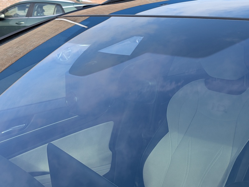 Afbeeldingslocatie: https://tweakers.net/i/rPEiZuX3fc5OqTHOO-az_cAu2Eg=/800x/filters:strip_icc():strip_exif()/f/image/lkFgZR7x5sAiVSGP2q4sIW08.jpg?f=fotoalbum_large