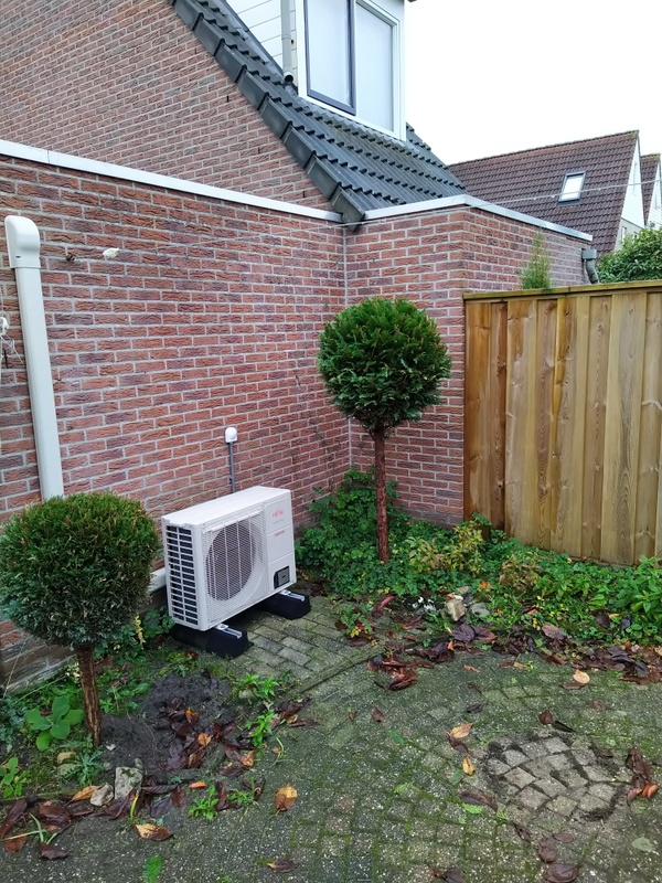 Afbeeldingslocatie: https://tweakers.net/i/rPlSJBygiz4KWAl_VtfFGia-iVk=/x800/filters:strip_icc():strip_exif()/f/image/O5RlC19Rt6Wkkwn1al8c2RfY.jpg?f=fotoalbum_large