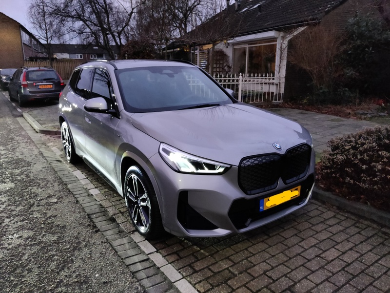 Afbeeldingslocatie: https://tweakers.net/i/rQb_PYtPQ_wwHUVU6ufKy6eUliM=/800x/filters:strip_icc():strip_exif()/f/image/OuatBwyI8cWCbqQRuRl2TZiE.jpg?f=fotoalbum_large