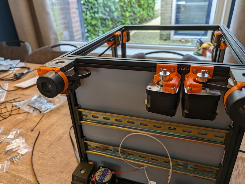 Afbeeldingslocatie: https://tweakers.net/i/rVEOfEPwvSYKmBDKR1yOEhowkhI=/800x/filters:strip_icc():strip_exif()/f/image/E2m8ktKstge6JJ1Quz50rFSi.jpg?f=fotoalbum_large