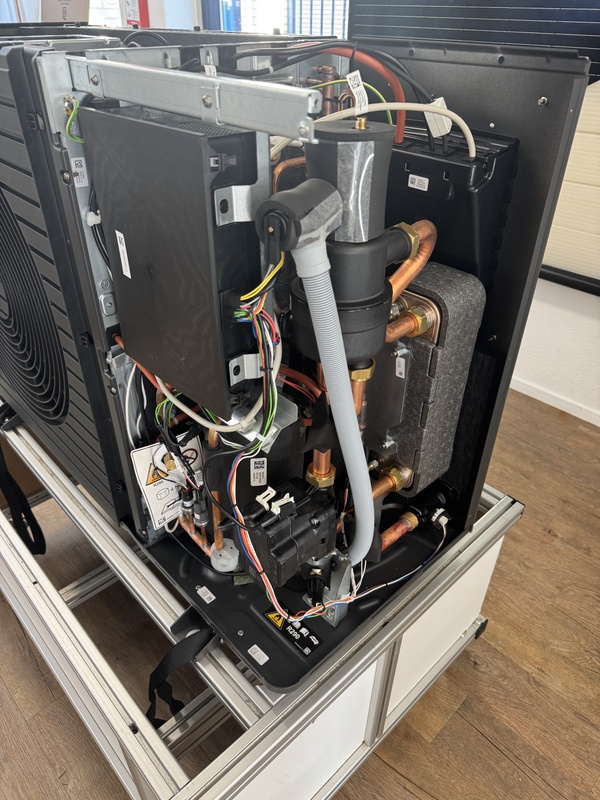 Afbeeldingslocatie: https://tweakers.net/i/rVJYn8Ql_4suecH3SWIuqGjTHcQ=/x800/filters:strip_icc():strip_exif()/f/image/iAE2cLhNmMtTLM7aNSxXILIK.jpg?f=fotoalbum_large