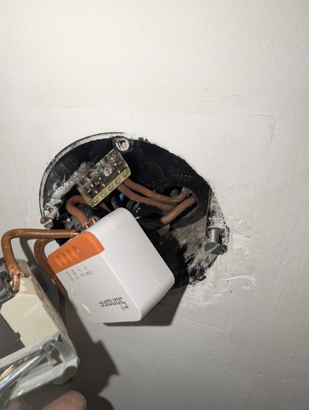 Afbeeldingslocatie: https://tweakers.net/i/rXv1q5vTeb3TGEDhOn0qxvs0BPw=/x800/filters:strip_icc():strip_exif()/f/image/dBCYMmJyYYgSE6v0HcvY0C22.jpg?f=fotoalbum_large