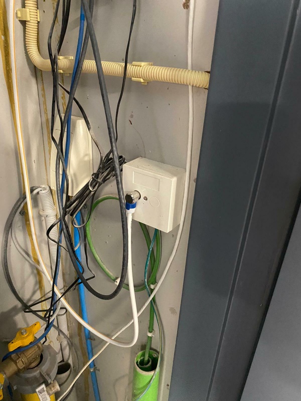 Afbeeldingslocatie: https://tweakers.net/i/r_Dm86C1UXylrY9trj_nK6FM_Xg=/x800/filters:strip_icc():strip_exif()/f/image/GOAvFF6s3ypIq62xgr5Qm5lb.jpg?f=fotoalbum_large