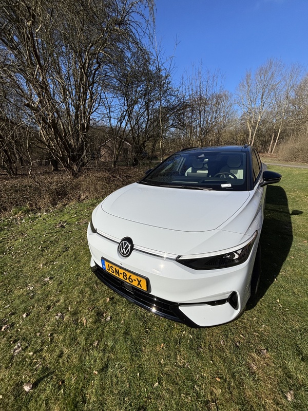 Afbeeldingslocatie: https://tweakers.net/i/raP0wjRuFys_rlbkmU48HqvNTPI=/x800/filters:strip_icc():strip_exif()/f/image/a2VSnJXQV1Euer1unXLgzwhI.jpg?f=fotoalbum_large