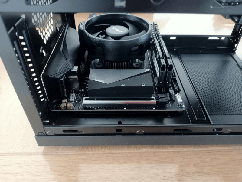 Afbeeldingslocatie: https://tweakers.net/i/raZfB2txOog0xp-X5LbF_PJ3Pl8=/800x/filters:strip_exif()/f/image/vTcySg3yJ7ygLhcvaWReux3x.png?f=fotoalbum_large