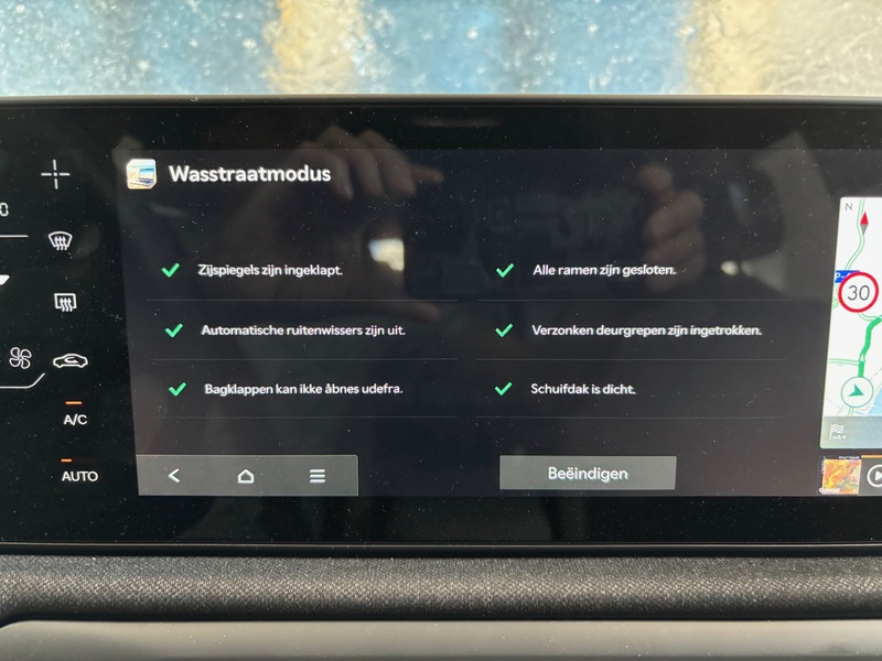 Afbeeldingslocatie: https://tweakers.net/i/rbGCurkPG_A6xgkendduPNMrEHM=/800x/filters:strip_icc():strip_exif()/f/image/iXKKrmmwG4AFeDAheNxSg3t1.jpg?f=fotoalbum_large