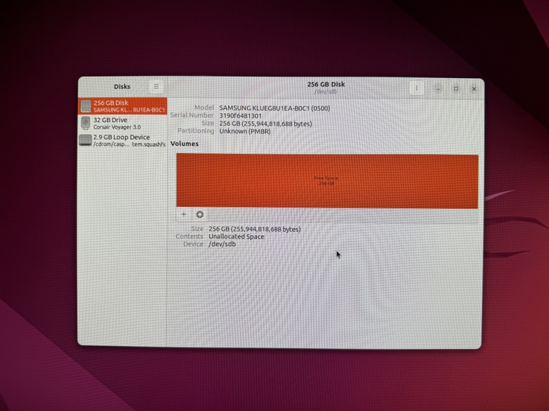 Afbeeldingslocatie: https://tweakers.net/i/rbnRzgQn462l2e2JC8RTc93mCh4=/800x/filters:strip_icc():strip_exif()/f/image/1Ywj4jkj87cIyEwTlXIbc0zQ.jpg?f=fotoalbum_large