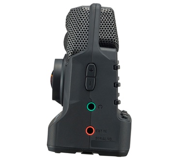 Zoom Q2n Handy