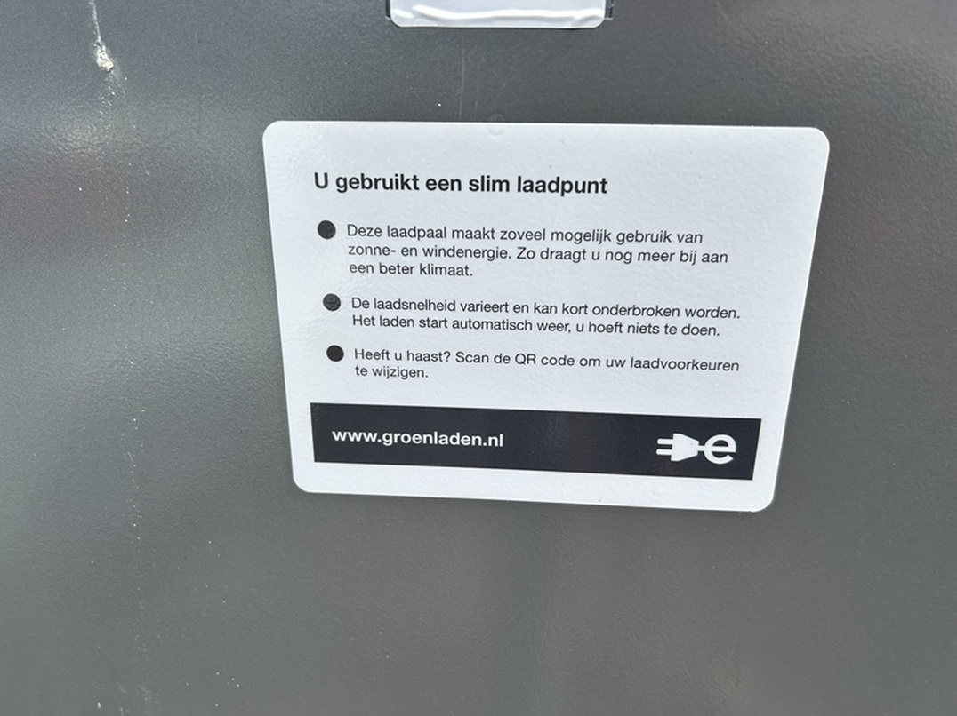 Afbeeldingslocatie: https://tweakers.net/i/rkWNZ48PlDfbzxLZM_GvgsLOwlc=/full-fit-in/4920x3264/filters:max_bytes(3145728):no_upscale():strip_icc():fill(white):strip_exif()/f/image/tUmi1ca4SRsba6Qc4I4rknpU.jpg?f=user_large