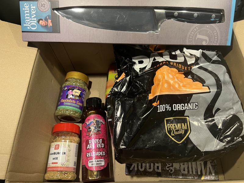 Afbeeldingslocatie: https://tweakers.net/i/rlCLIXuwQKJ6ofX2CGWqt6Nt8To=/800x/filters:strip_icc():strip_exif()/f/image/yleHJE4zB3tRPD11k1043INL.jpg?f=fotoalbum_large