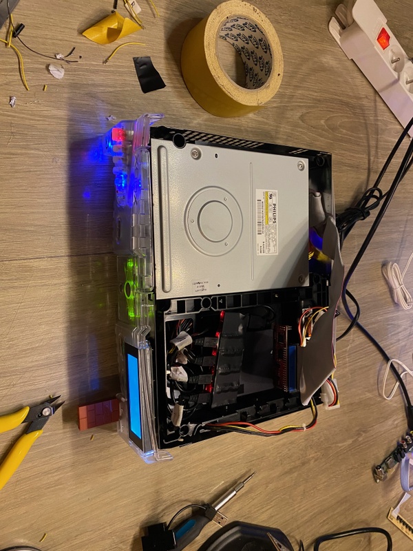 Afbeeldingslocatie: https://tweakers.net/i/ro6AwH_7CNVBNp6D-pTXc5zLnP8=/x800/filters:strip_icc():strip_exif()/f/image/oFnM4cxngGWB0bMkbnqbqoz9.jpg?f=fotoalbum_large