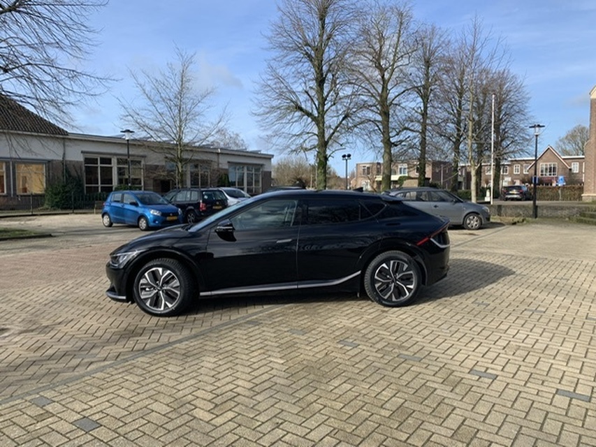 Afbeeldingslocatie: https://tweakers.net/i/rpBLJeBdrBMjcBkzfWlXvxPVEuE=/full-fit-in/4920x3264/filters:max_bytes(3145728):no_upscale():strip_icc():fill(white):strip_exif()/f/image/TsSq3aFWkj15jI9OBckIflka.jpg?f=user_large