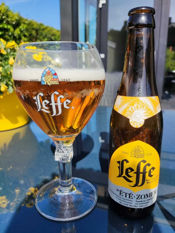 Afbeeldingslocatie: https://tweakers.net/i/rp_ih8Zqrb-zVHng4CC5o2phuAk=/x800/filters:strip_icc():strip_exif()/f/image/otndpW4eX8bIzNm0GZsKqG6H.jpg?f=fotoalbum_large