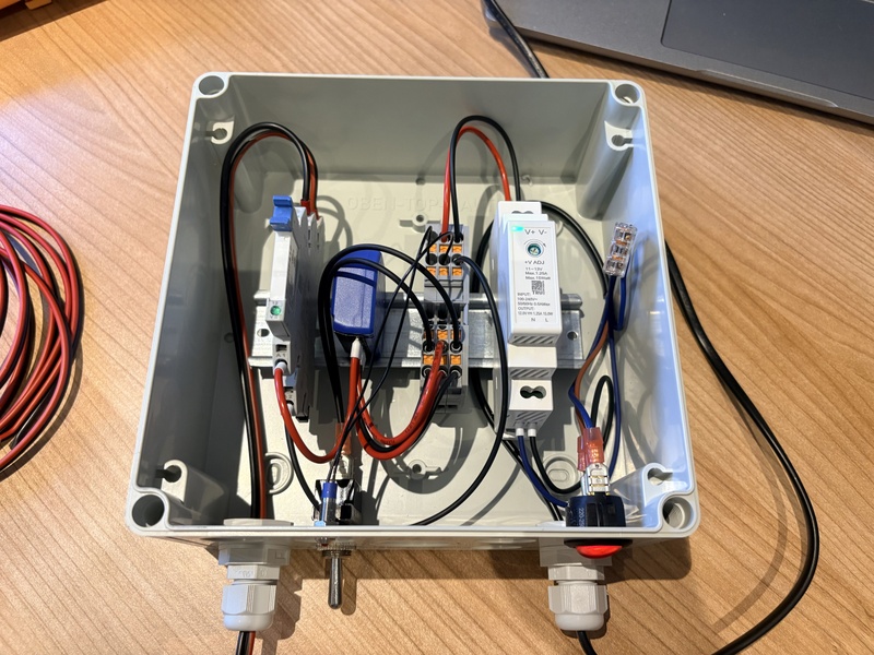 Afbeeldingslocatie: https://tweakers.net/i/rrl_-POv-ja89S0_yRlkYUh8ZiY=/800x/filters:strip_icc():strip_exif()/f/image/EtLOFoG7KC8muvQd4kb4eI0Y.jpg?f=fotoalbum_large